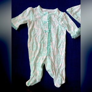 Baby girl outfit Preemie with hat